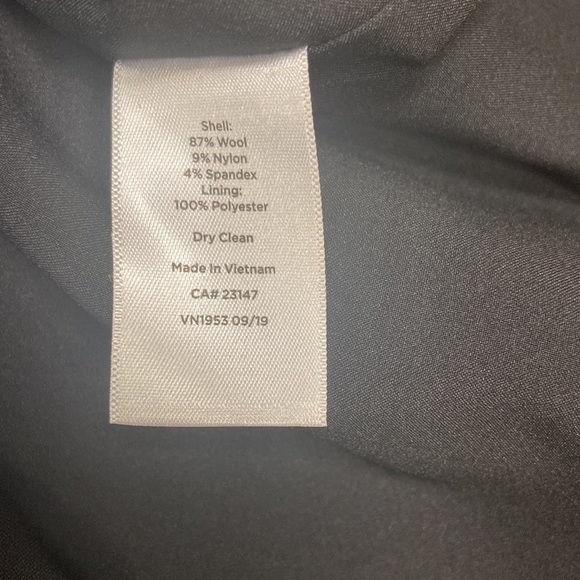 Talbots Sleeveless Black Shift Dress size 12 - Picture 5 of 5